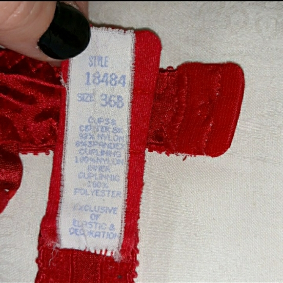 Padded Bra Women's Red 36 B Silky Feeling lingerie - Picture 5 of 6